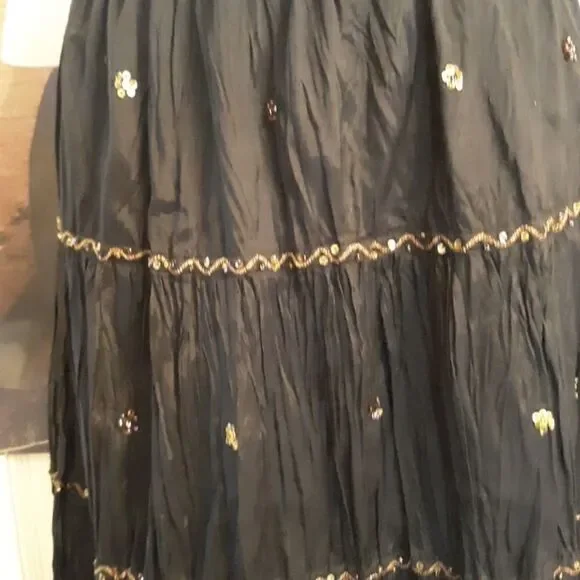 Sauci Crinkled black with gold thread,sequin NWOT - Picture 2 of 8
